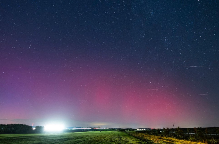 Idén először ismét látható volt a sarki fény Magyarországról + Videó